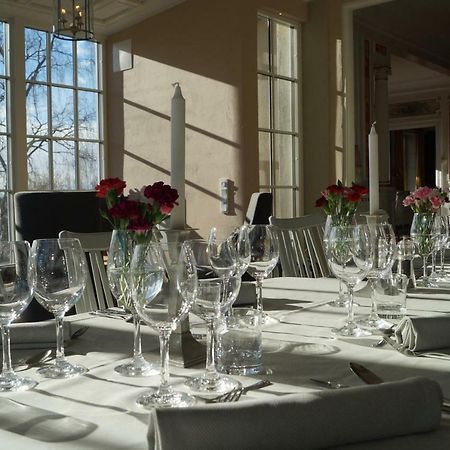 Balingsholm Hotel Huddinge Ngoại thất bức ảnh