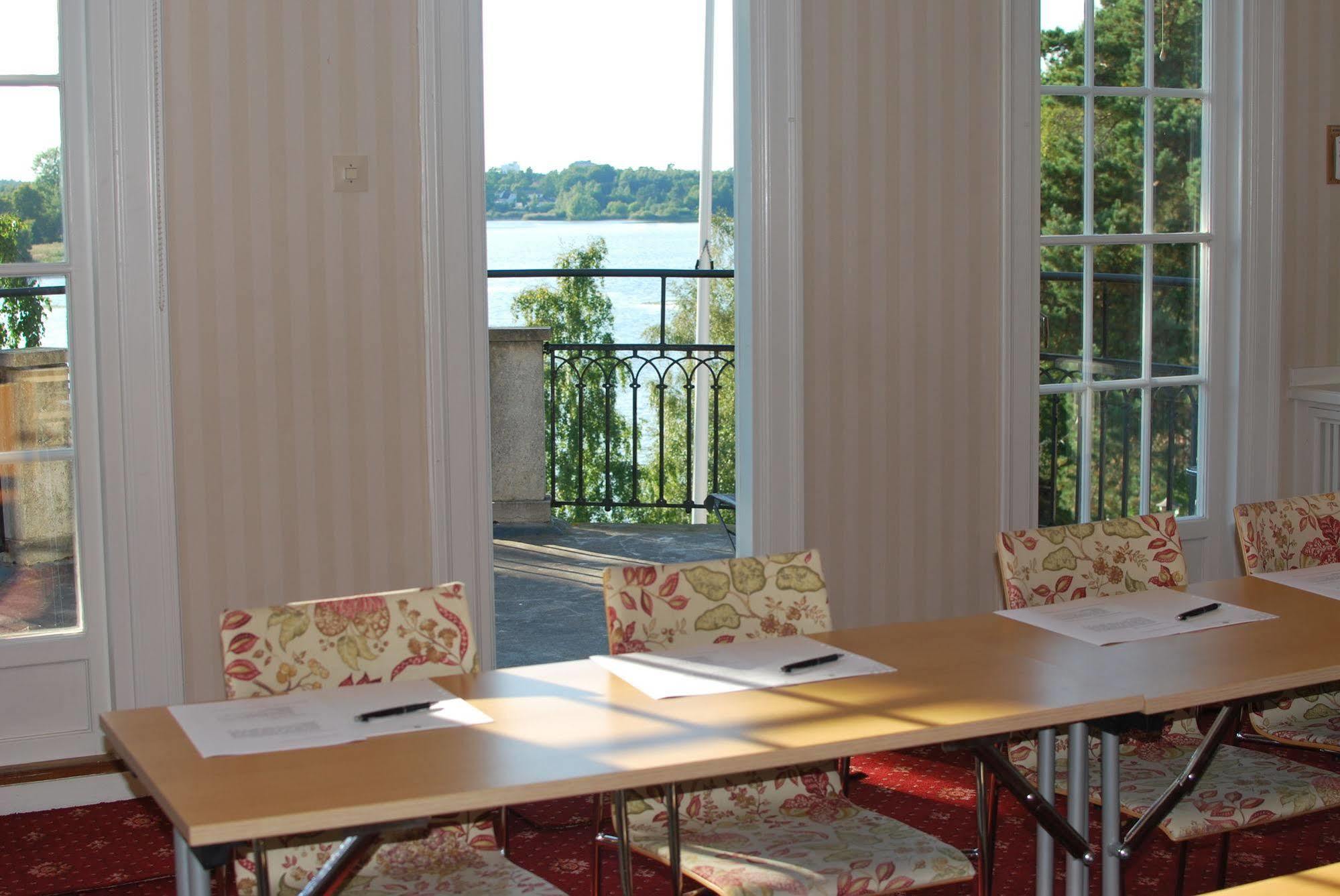 Balingsholm Hotel Huddinge Ngoại thất bức ảnh