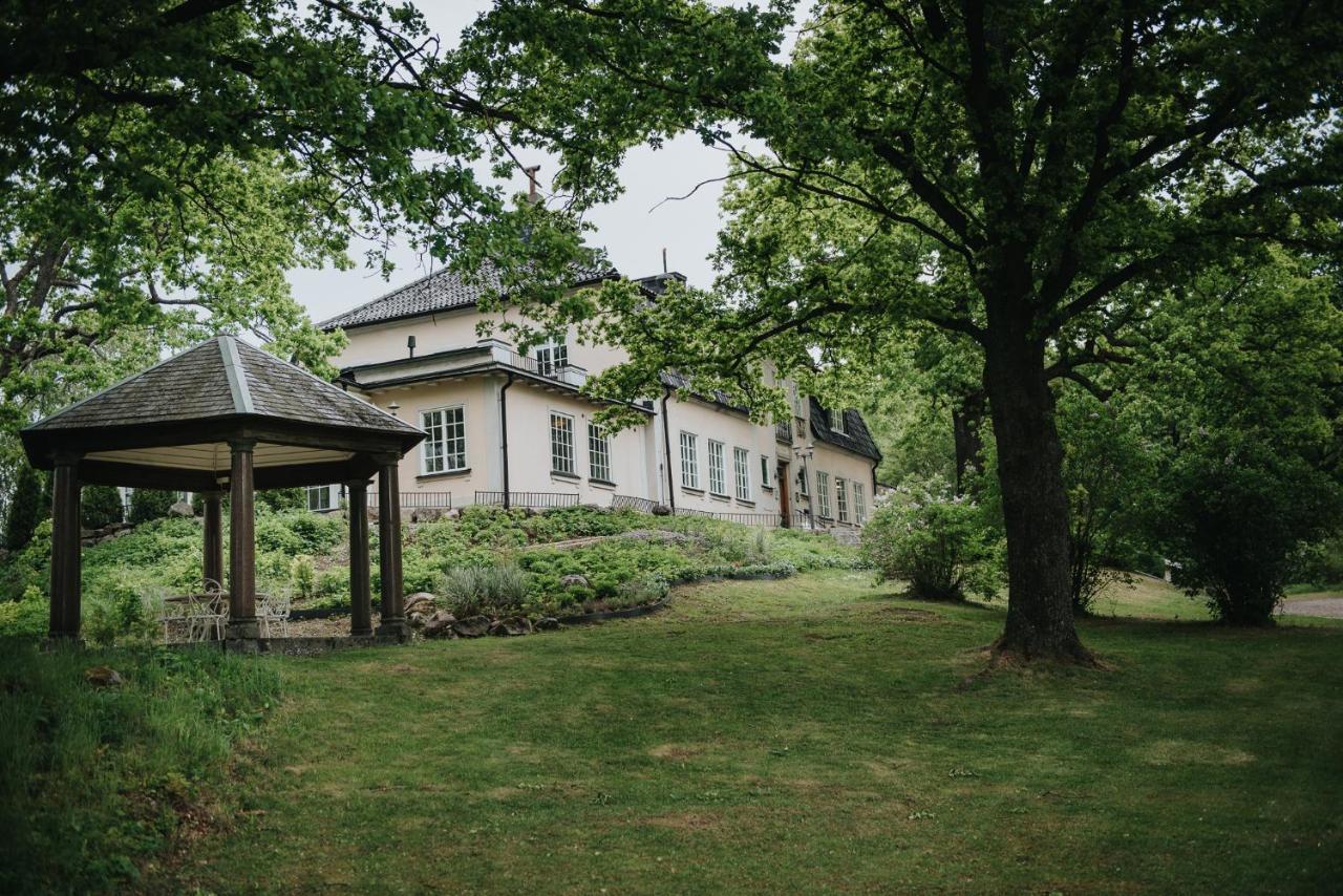 Balingsholm Hotel Huddinge Ngoại thất bức ảnh